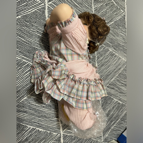 Porcelaine Girl Doll - Picture 2 of 5